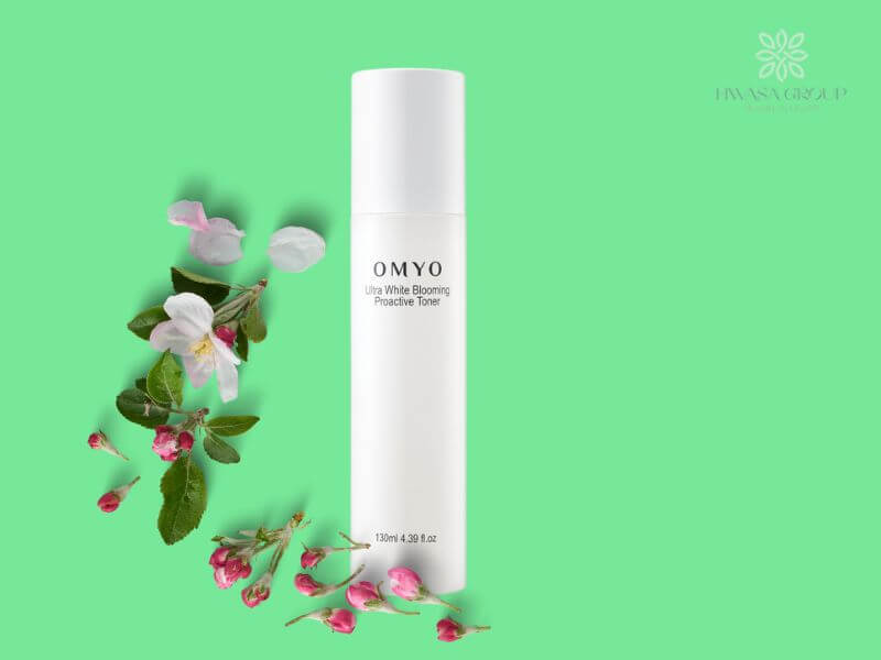 Toner dưỡng trắng Ultra White Blooming Proactive